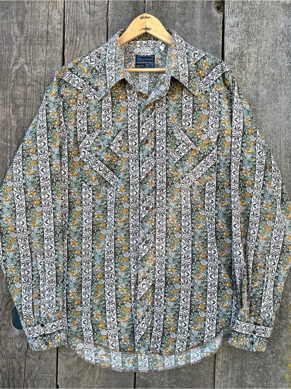 VTG 70s Maverick Western Floral Dagger Collar Pearl Snap Shirt Medium